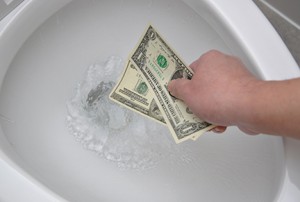 Don't-throw-your-money-down-the-toilet-mindful-eating-is-a-long-term-investment
